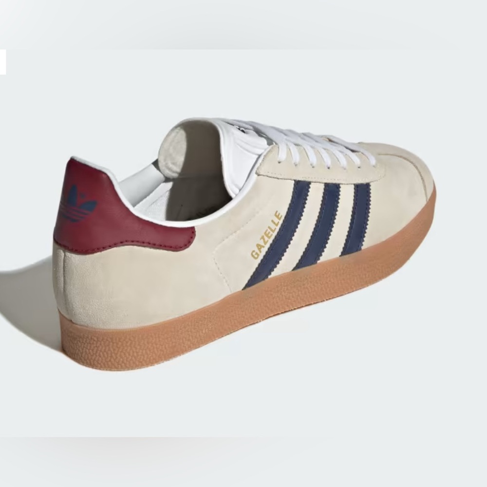 Adidas Cream and Navy Classic Sneakers - Picture 2 of 13